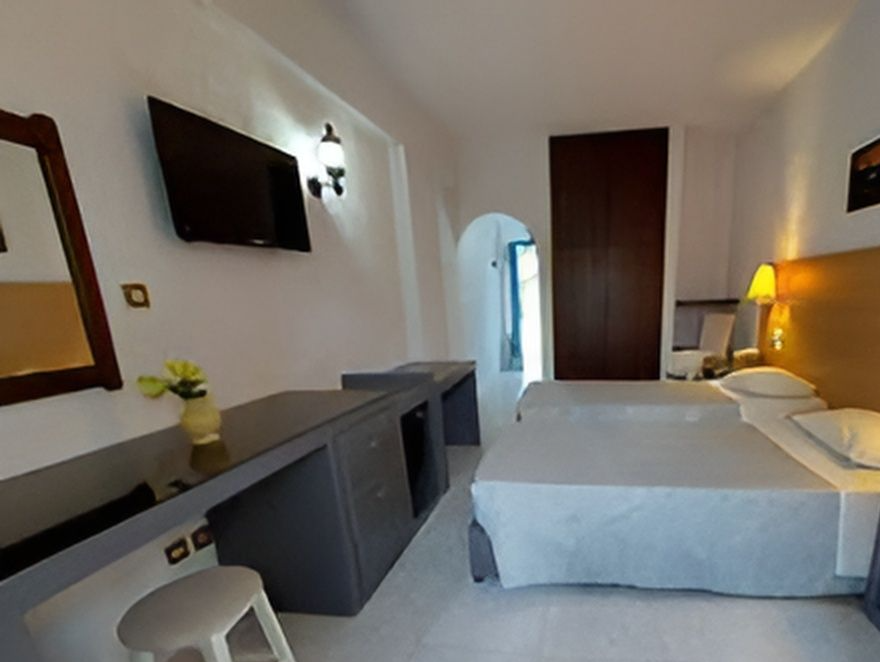 STANDARD DOUBLE OR TWIN ROOM OASIS BUNGALOWS